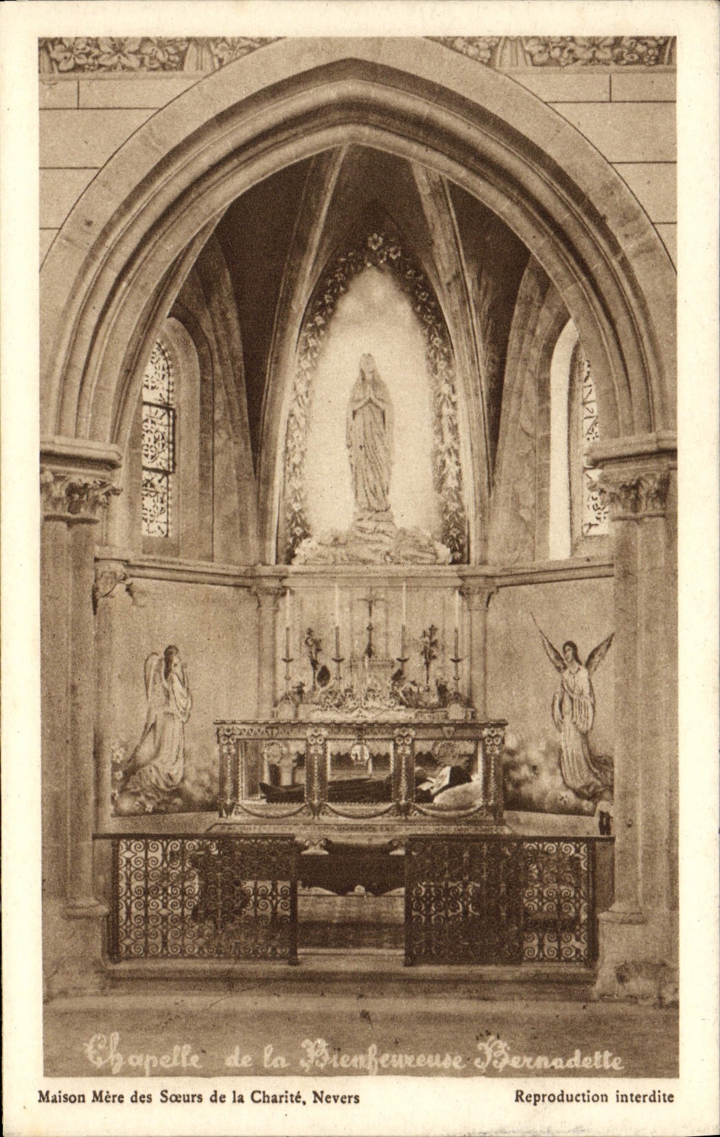 CPA Maison Mere des Soeurs de la charite Nevers