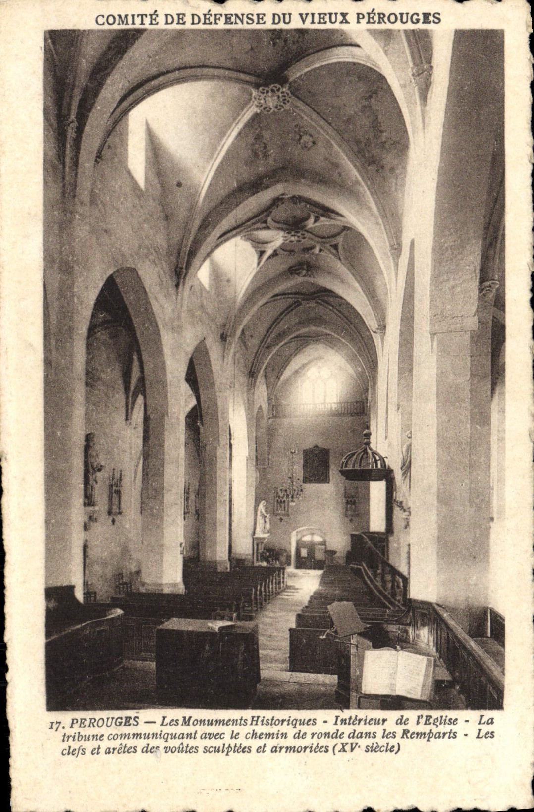 CPA Perouges Interieur de l'eglise 