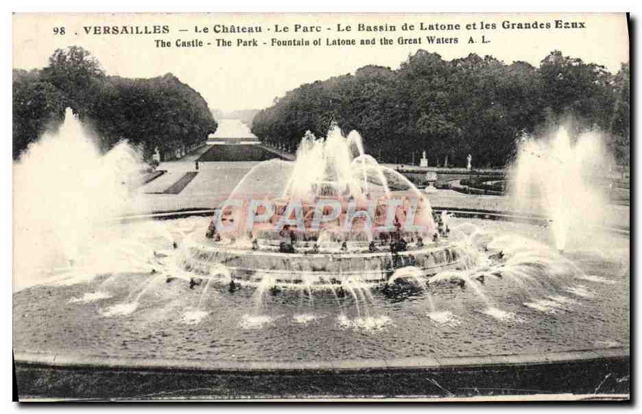 CPA Versailles Le Chateau Le Parc Le Bassin de Latone et les grandes eaux 