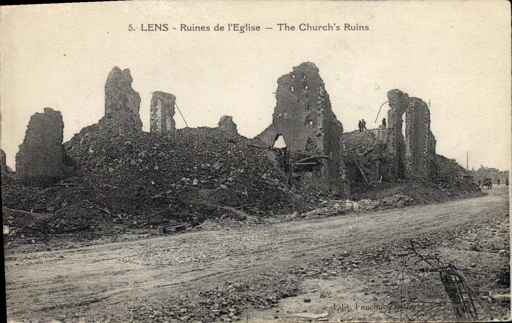 CPA Lens Ruines de L'Eglise Militaria