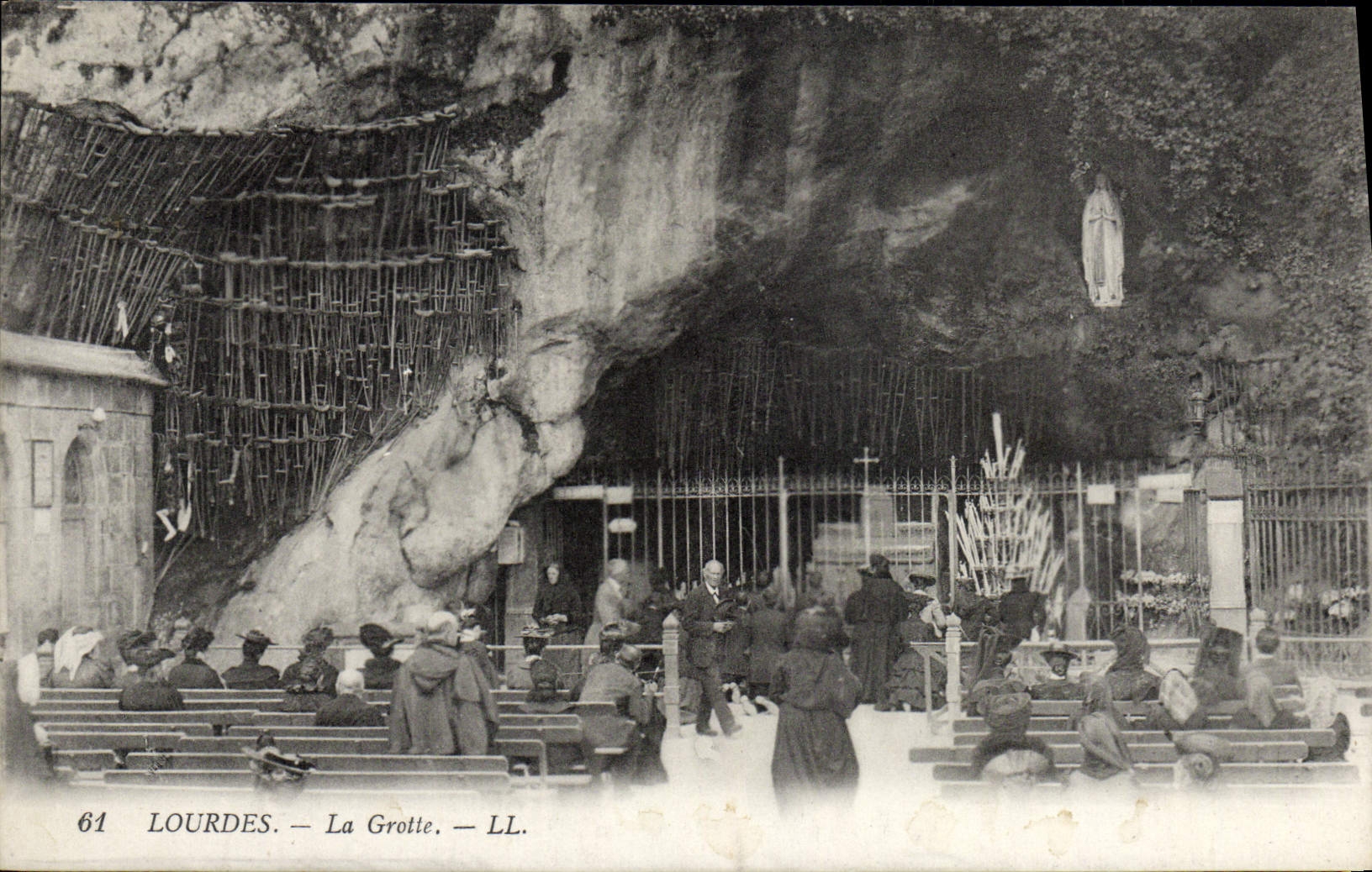 CPA Lourdes La Grotte