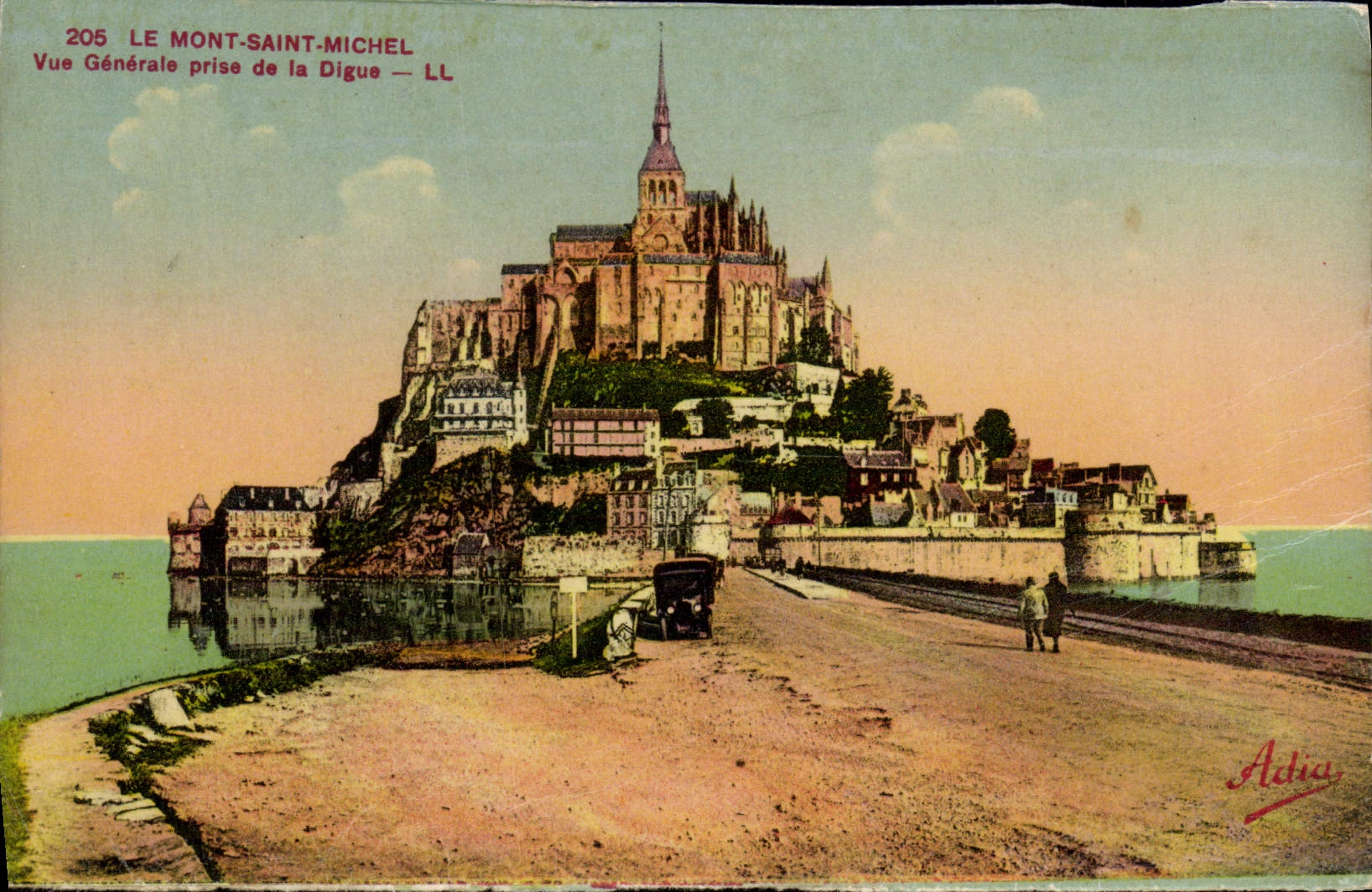CPA Le Mont Saint Michel Vue Generale Prise de la Digue