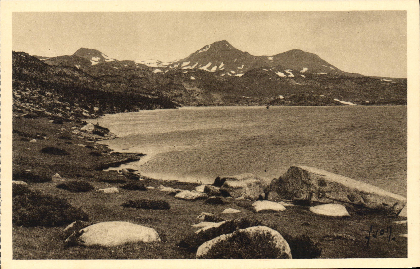 CPA Environs de Mont Louis Le Lac des Bouillouses 