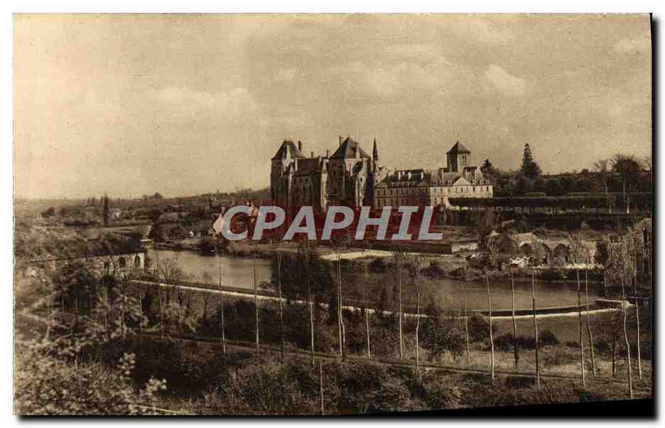 CPA L'Abbaye De Solesmes Vue des coteaux a l'ouest