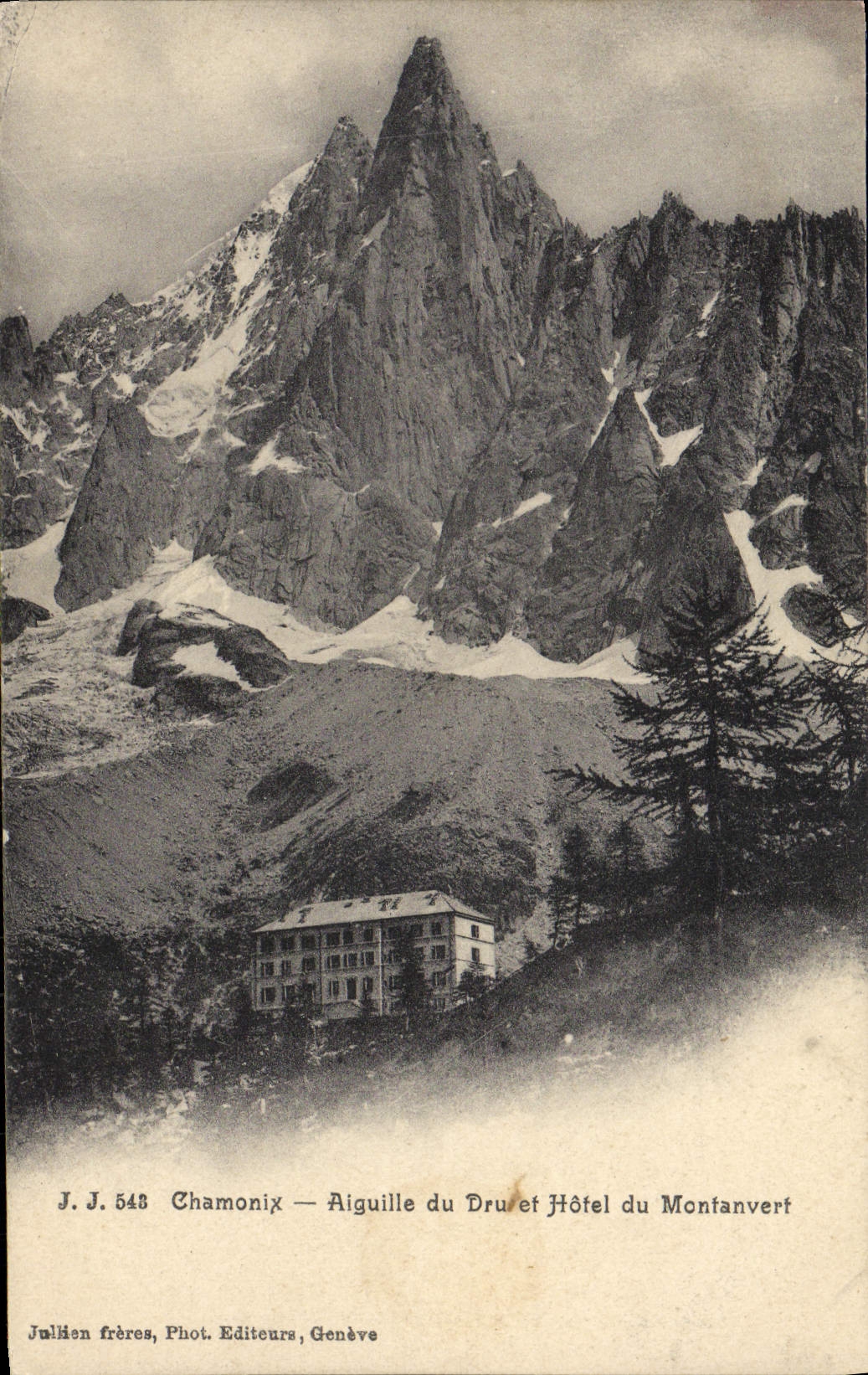 CPA Chamonix Aiguille Du Dru Et Hotel Du Montanvert
