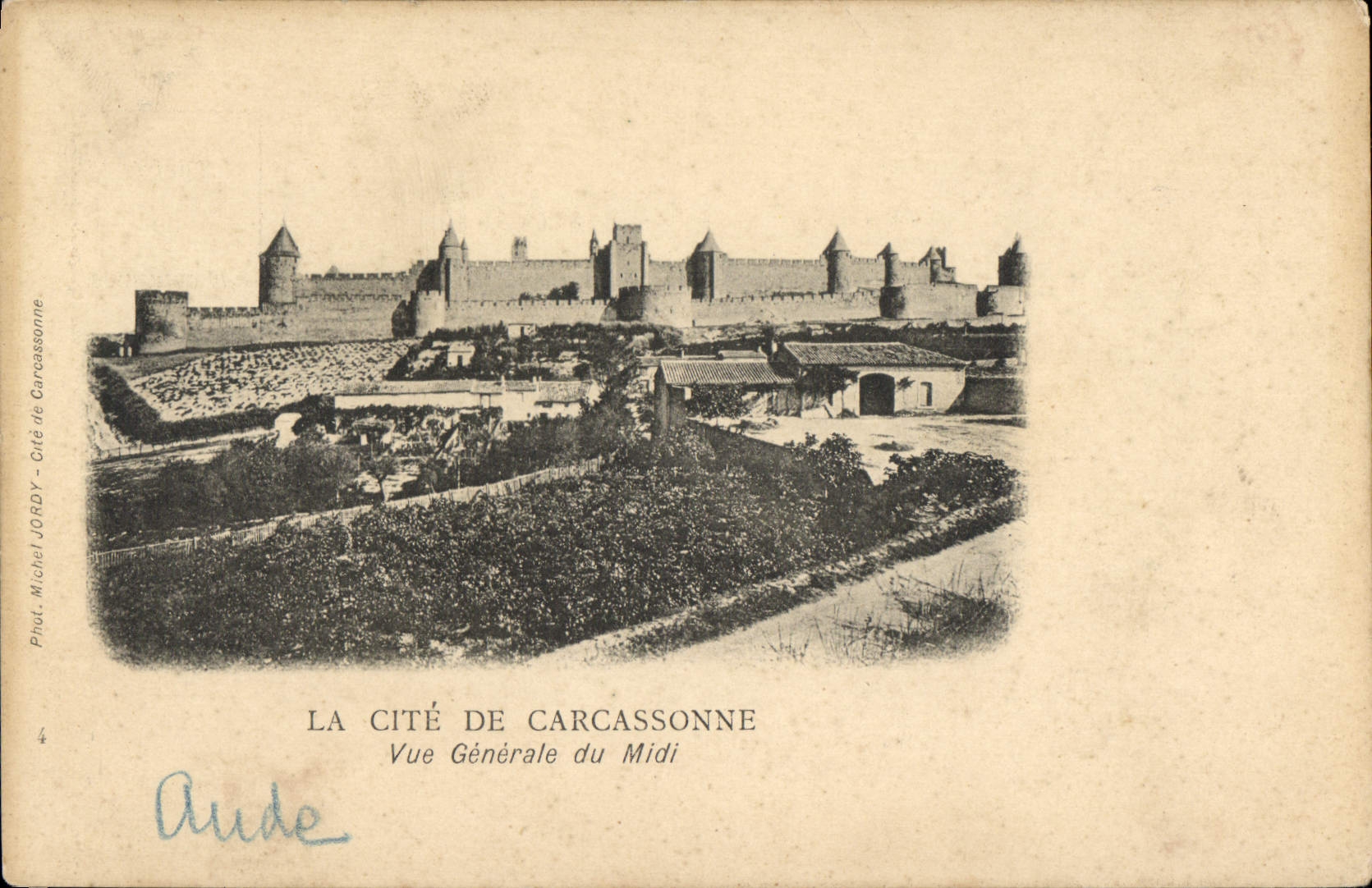 CPA La Cite De Carcassonne Vue Generale Du Midi