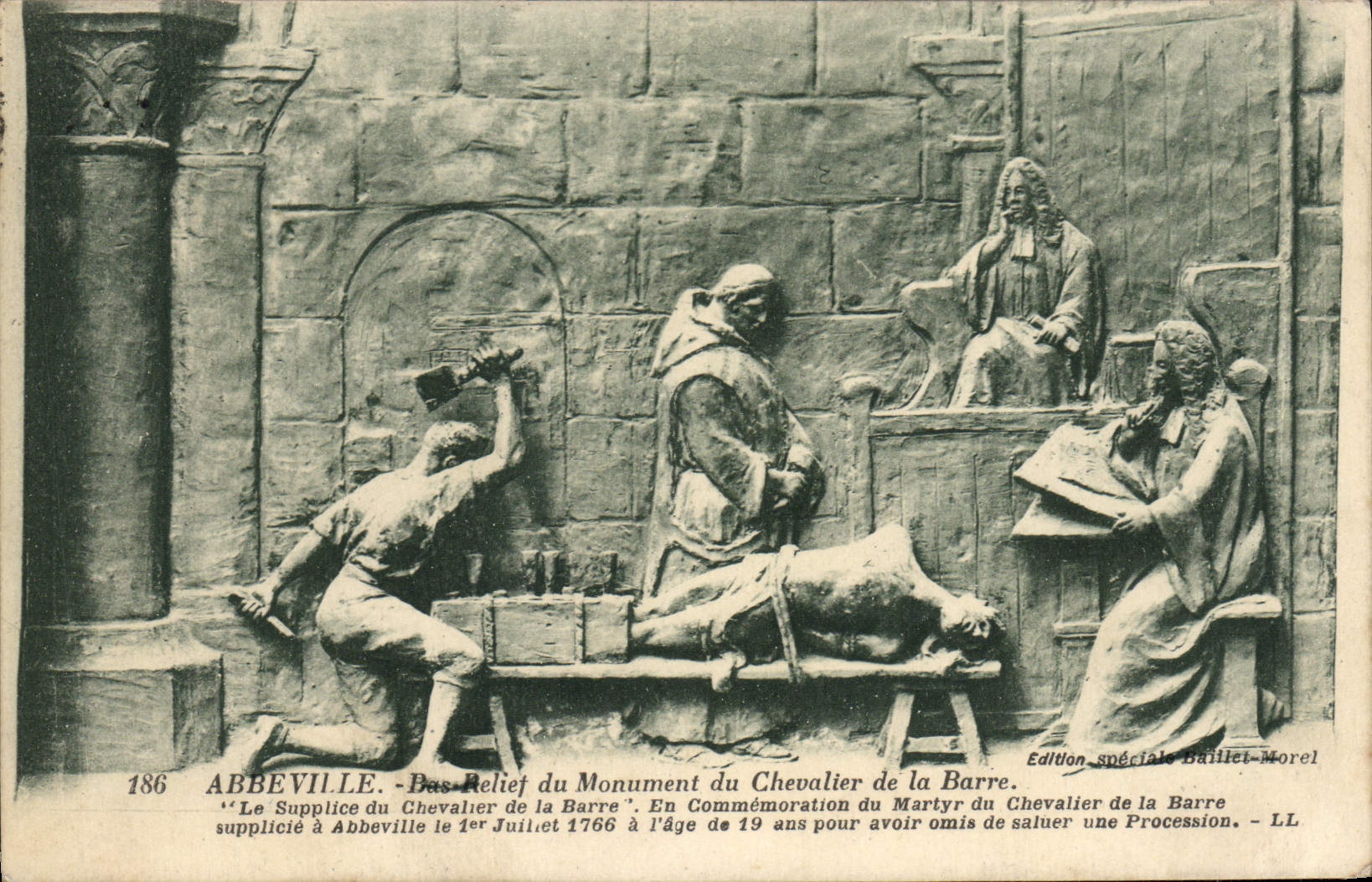 CPA Abbeville Bas Relief du Monument du Chevalier de la Barre