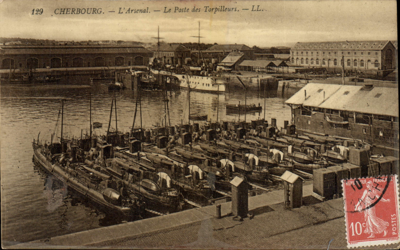 Cherbourg — L'Arsenal — Le Poste des Torpilleurs — LL. — N° 129