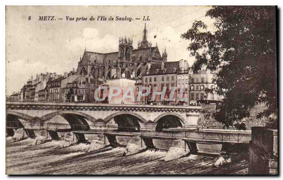 CPA Metz Vue prise de l'Ile de Sauloy