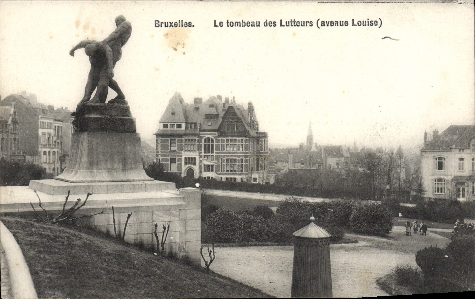 CPA Bruxelles Le Tombeau des Lutteurs Avenue Louise