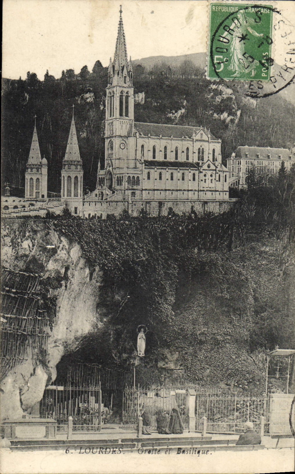 CPA Lourdes Grotte et Basilique