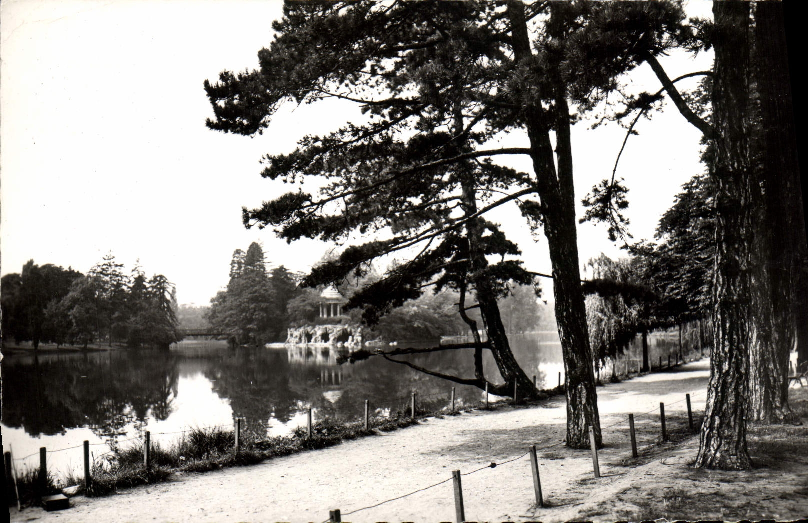 Vincennes — Le Lac Daumesnil — Éditions Photo Etoile, Paris - Anverso