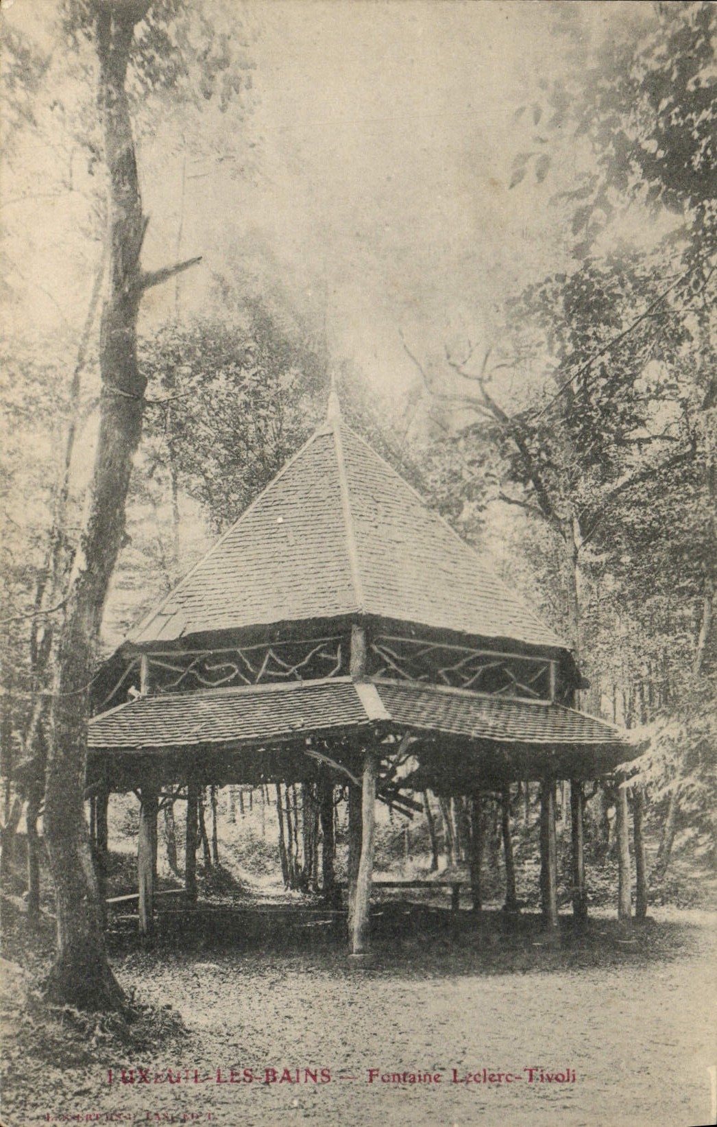 CPA Luxeuil Les Bains Fontaine Leclerc Tivoli