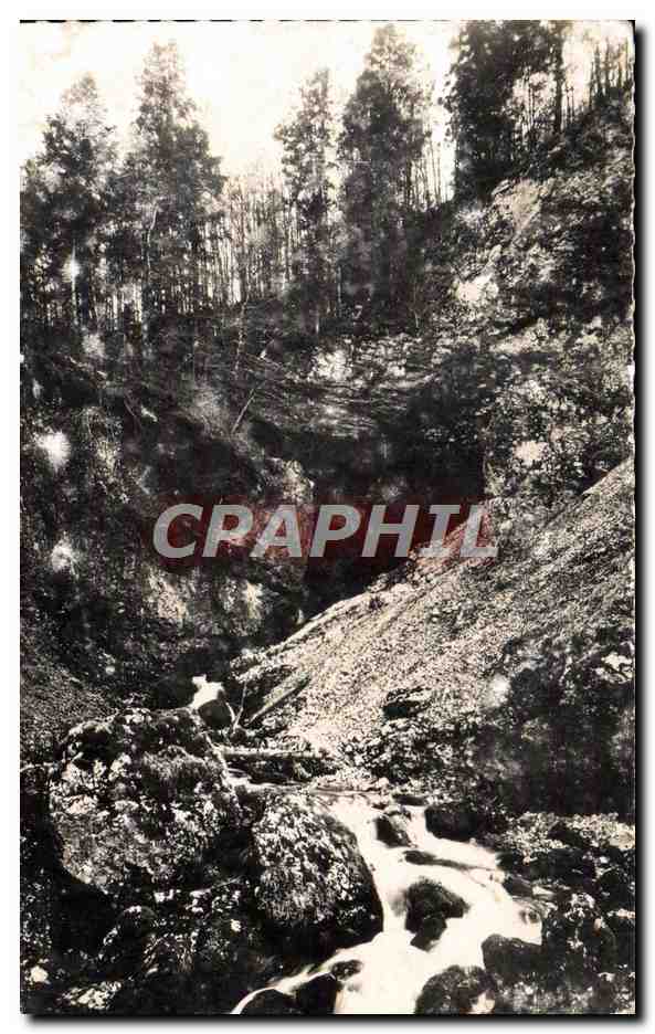 Paysages du Vercors — La Grotte du Brudour, dans la forêt de Lente — Les Éditions Cellard, Lyon