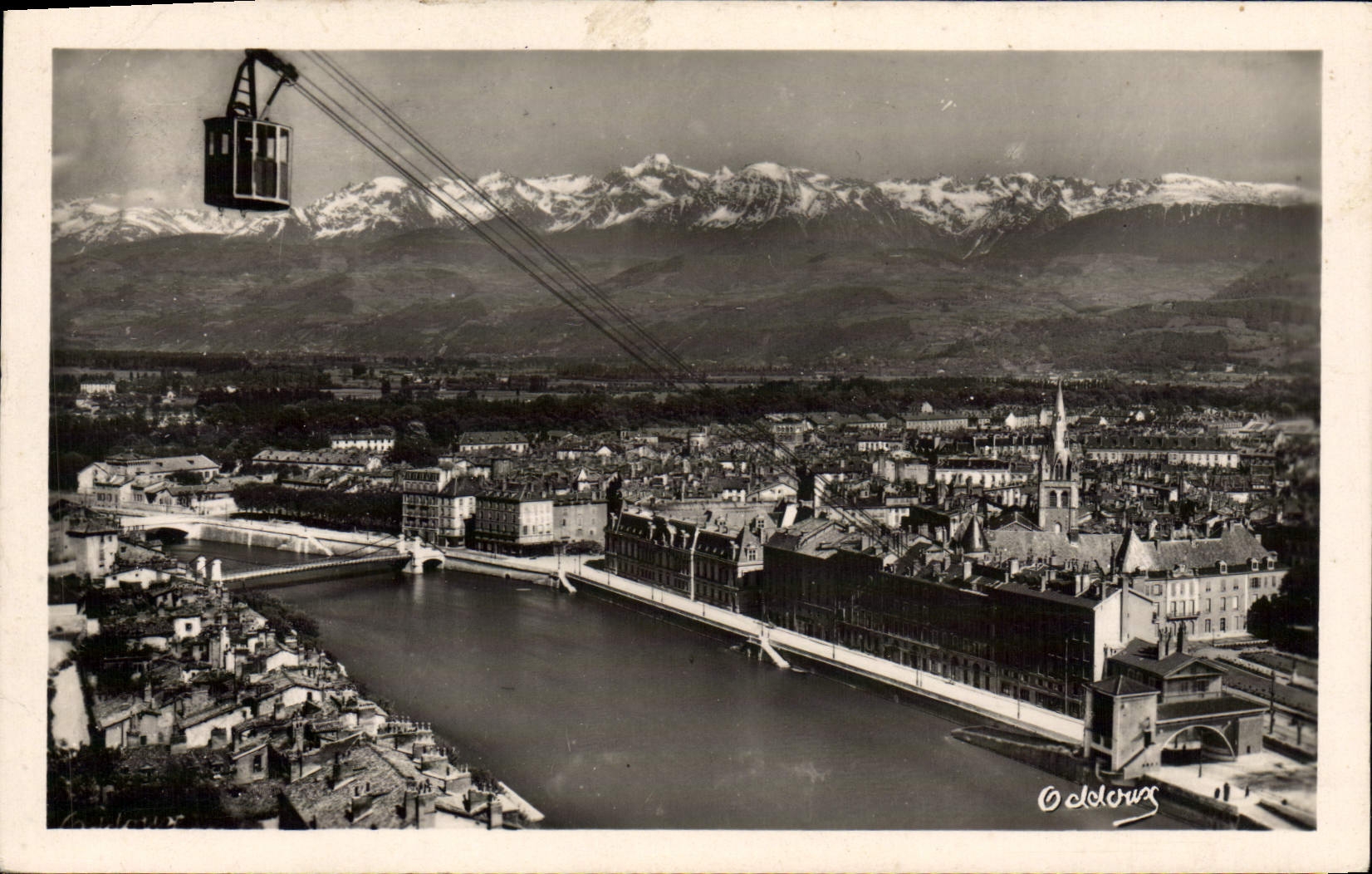 Vue générale de Grenoble et les Alpes — Éditions Oddoux, n° 501