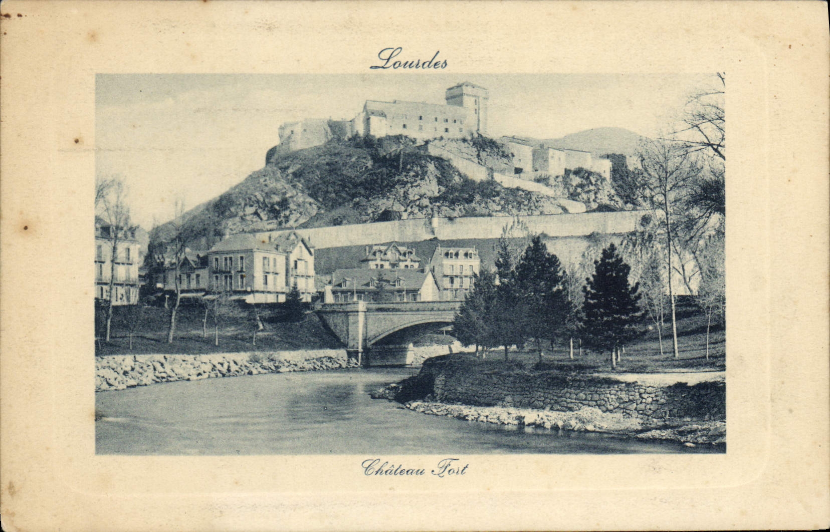 CPA Lourdes Chateau Fort 