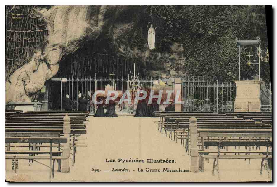 CPA Lourdes La Grotte Miraculeuse