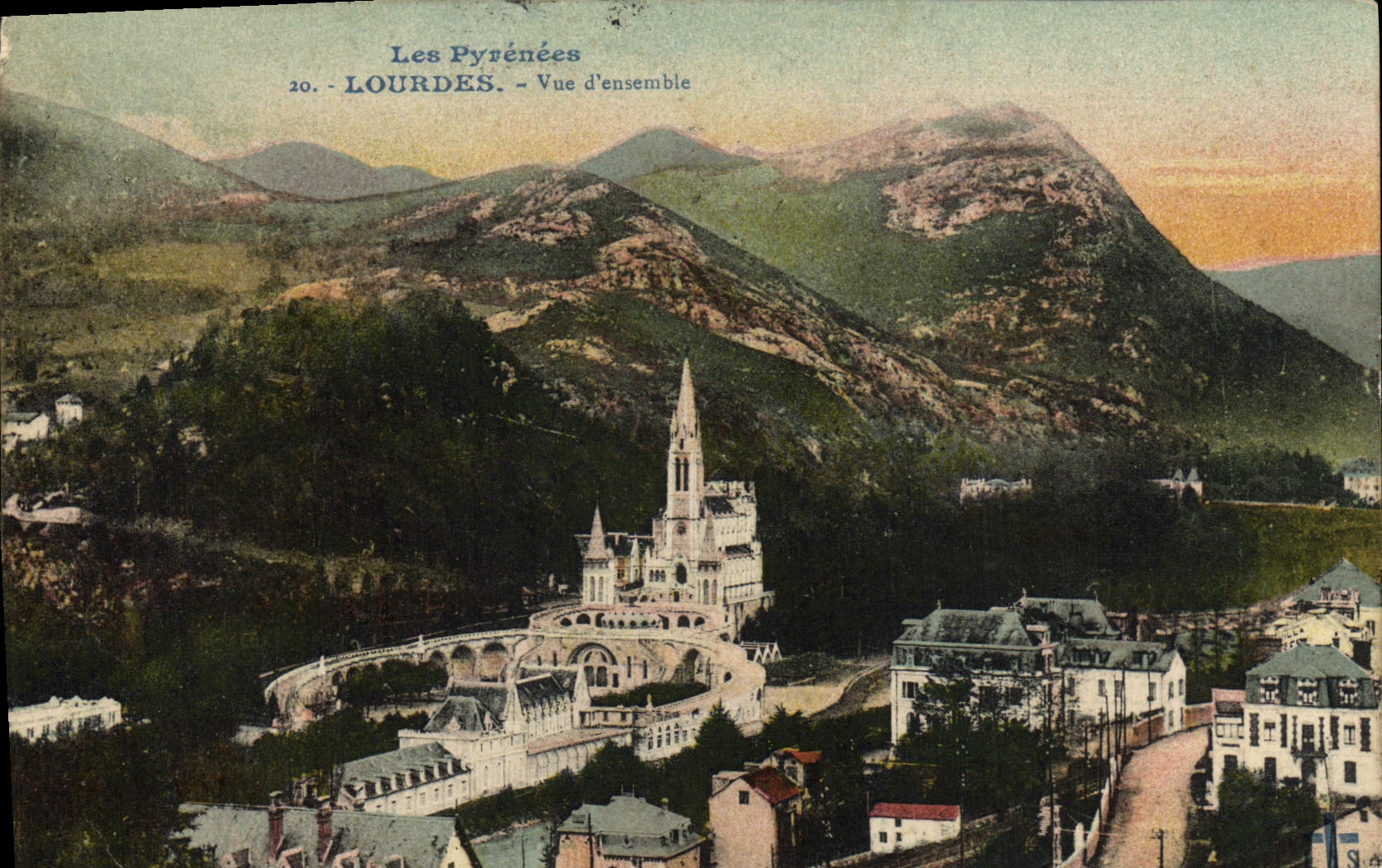 CPA Lourdes Vue Densemble