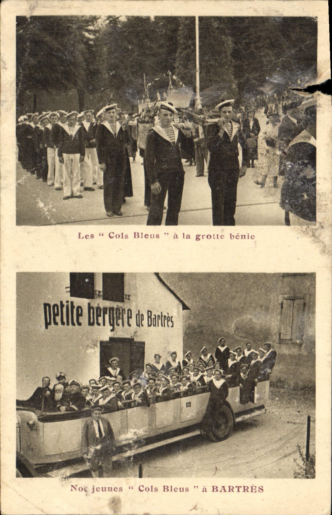 CPA Lourdes Notre Dame De Pietat Anciens et jeunes cols bleus Bartres