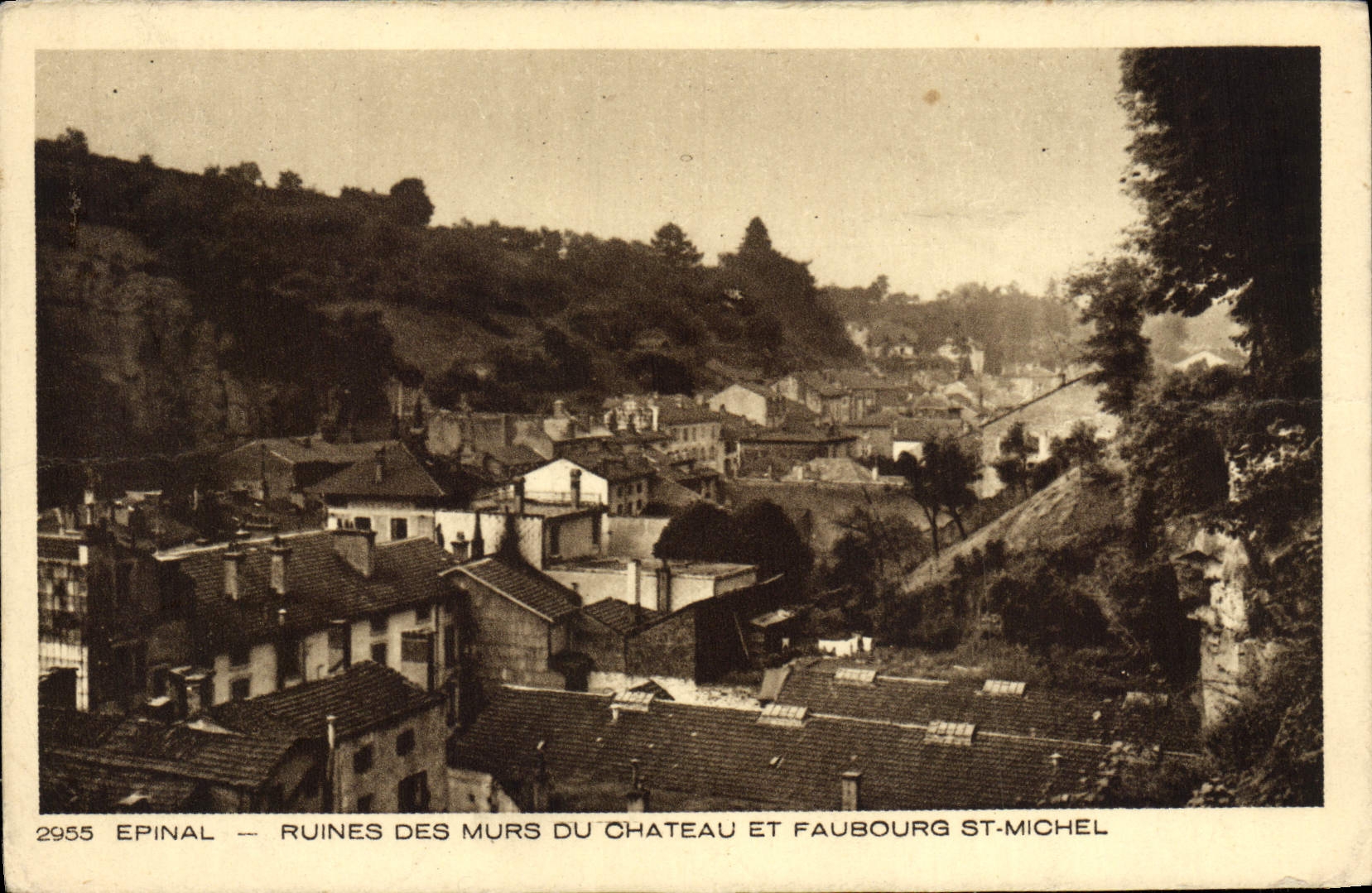 CPA Epinal Ruines Des Murs Du Chateau Et Faubourg St Michel
