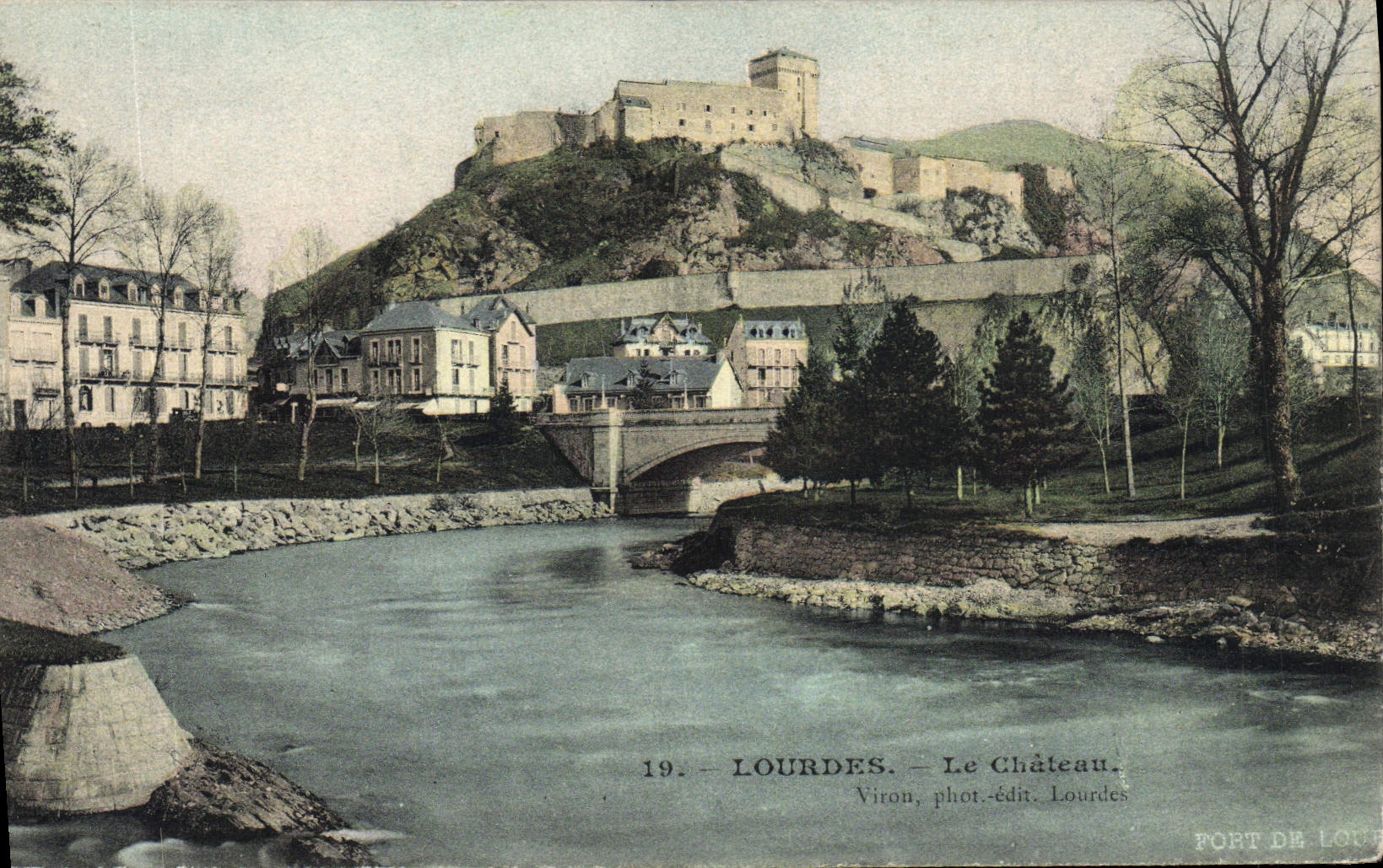 CPA Lourdes Le Chateau