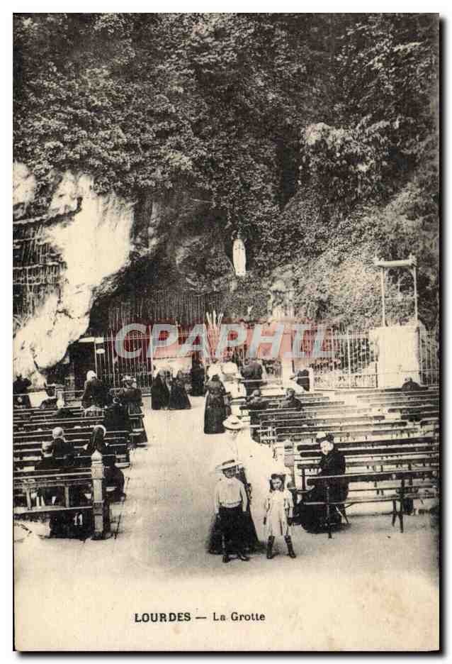 CPA Lourdes La Grotte