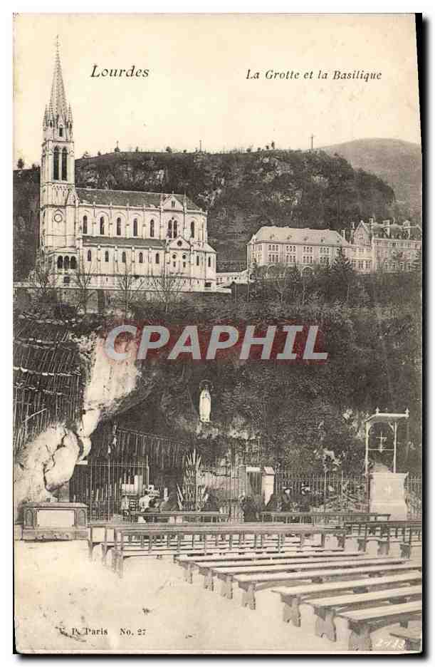 CPA Lourdes La Grotte Et La Basilique