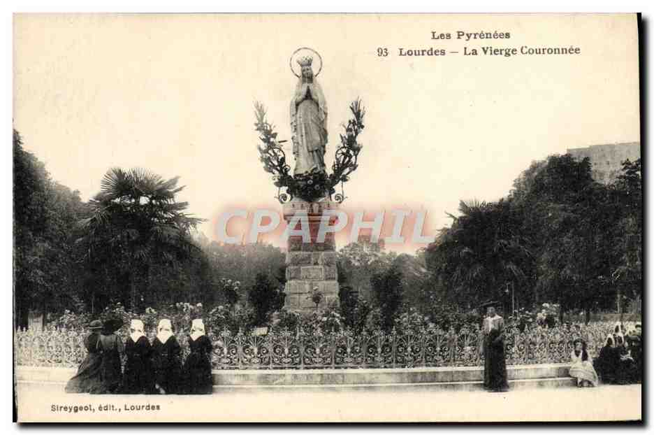 CPA Lourdes La Vierge Couronnee