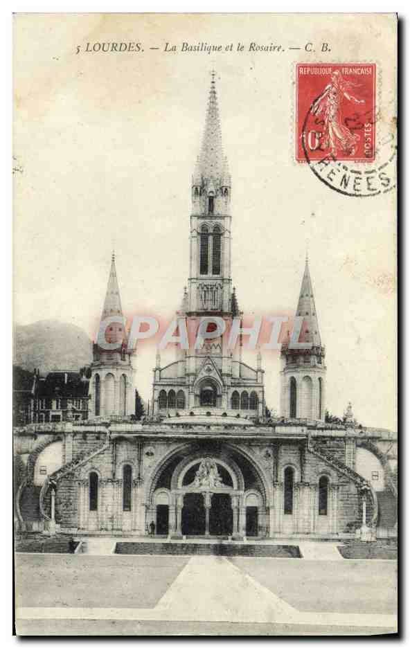 CPA Lourdes La Basilique Et Le Rosaire