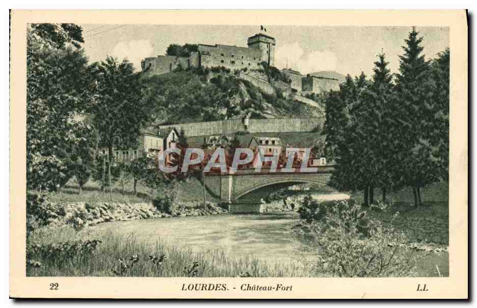 CPA Lourdes Chateau Fort