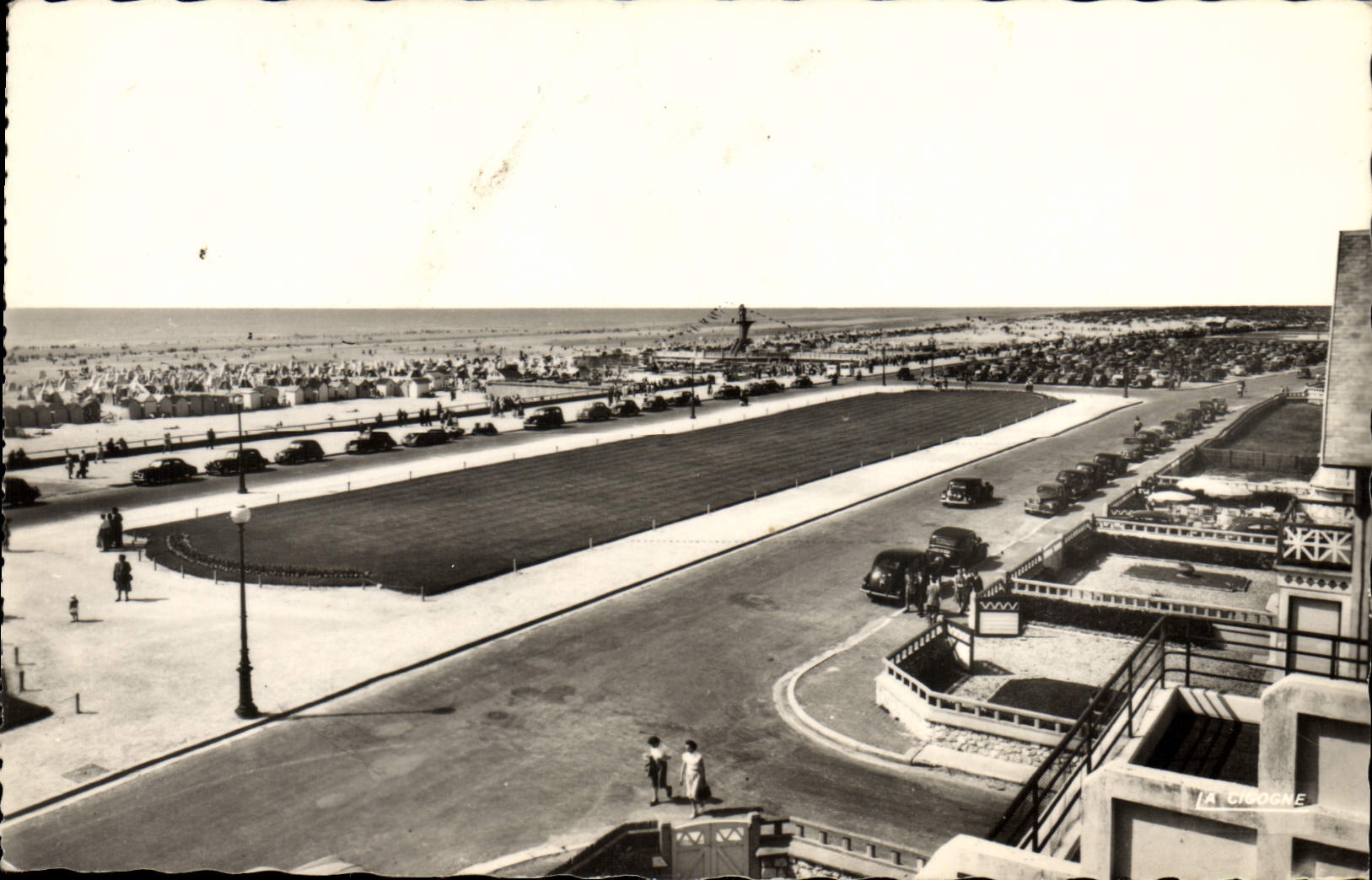 La Cigogne — Allgemeiner Blick auf die Strand- und Hafenanlage — Verleger La Cigogne