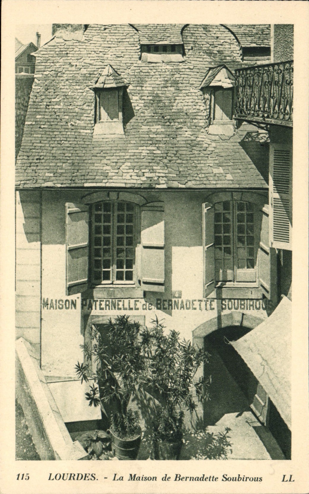 CPA Lourdes La Maison de Bernadette Soubirous 