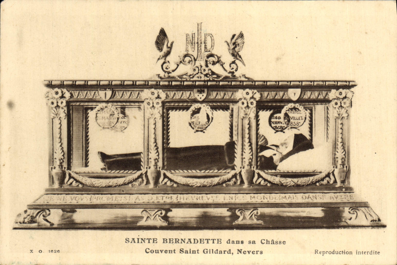CPA Sainte Beradette dans sa Chasse Couvent Saint Gildard Nevers 