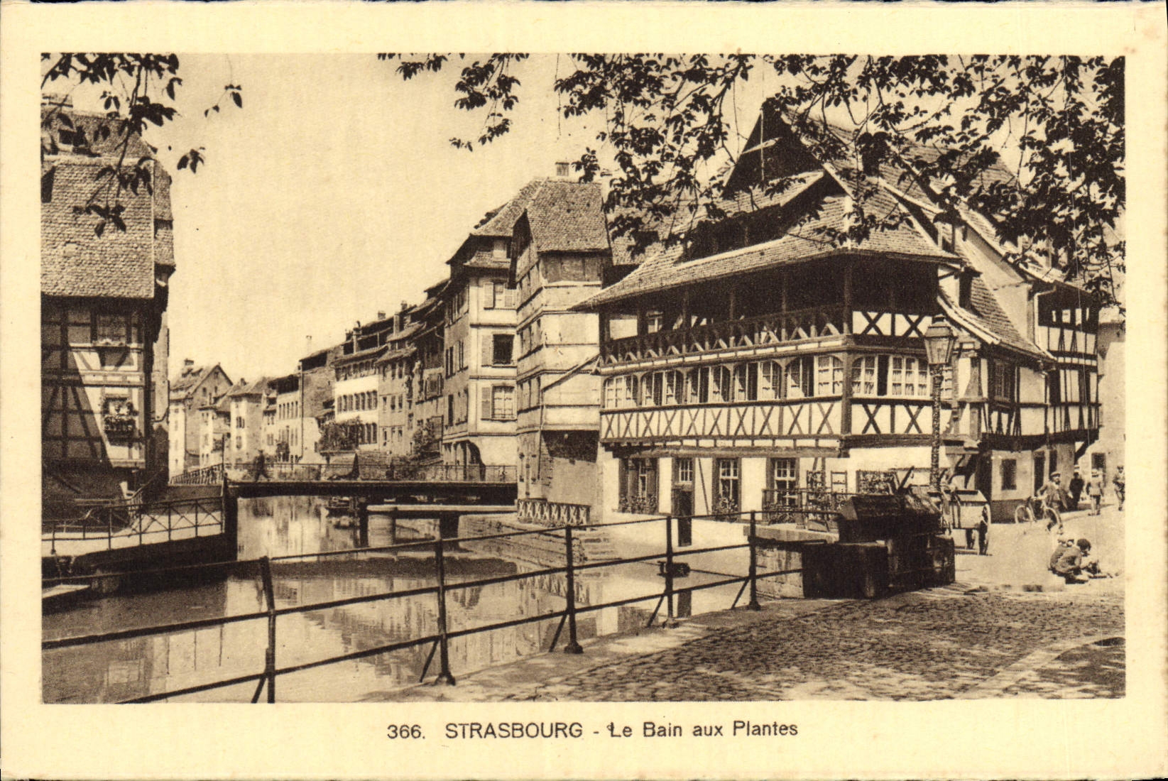 CPA Strasbourg Le Bain aux Plantes 