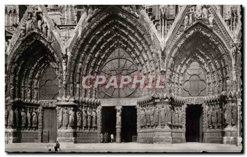 Reims — Cathédrale — Les trois porches du grand portail — R. Gallois, Artisan Français