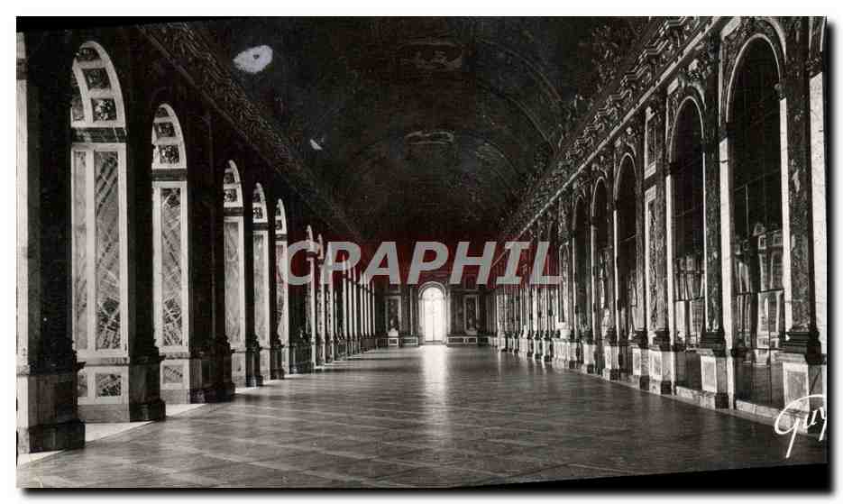 CPM Versailles Le Chateau Galerie Des Glaces