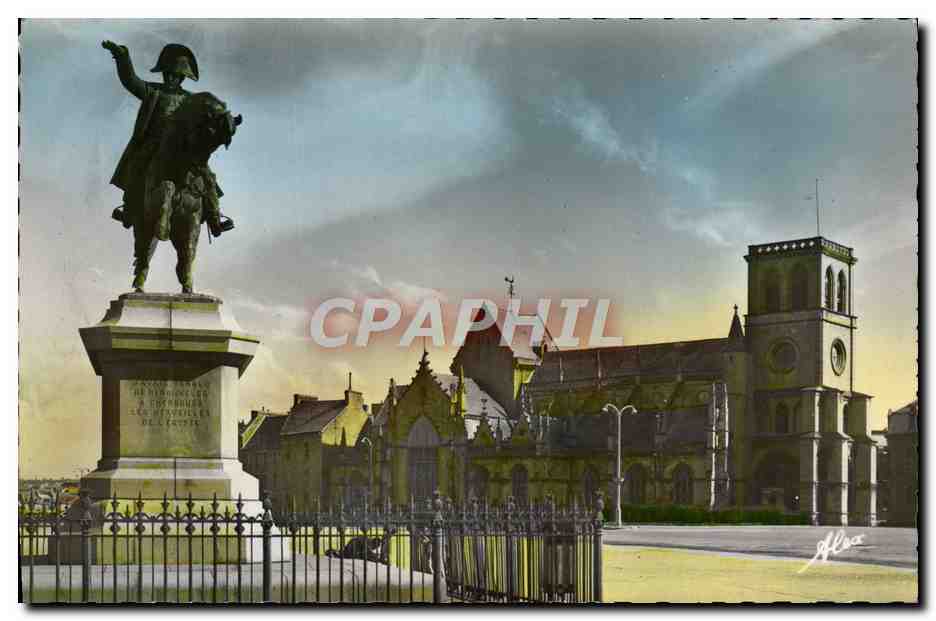 CPM Cherbourg La Statue De Napoleon 1er