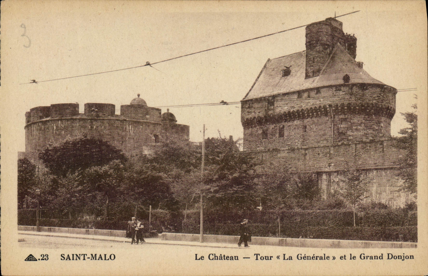 Saint-Malo — Le Château — Tour « La Générale » et le Grand Donjon