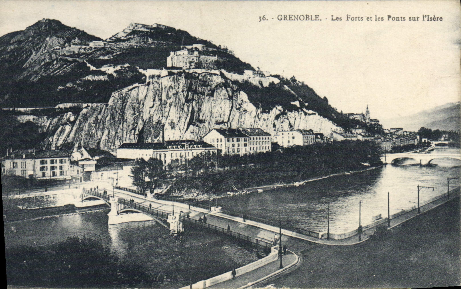 Grenoble - Les Forts et les Ponts sur l'Isère — Édition M. Boucquet, Grenoble, n°36