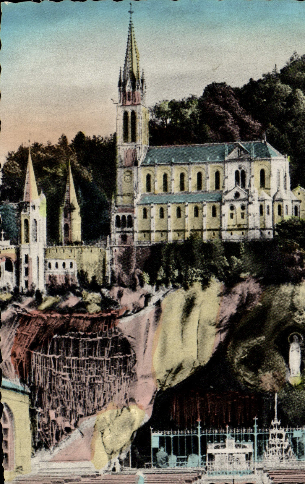 CPM Lourdes La Grotte