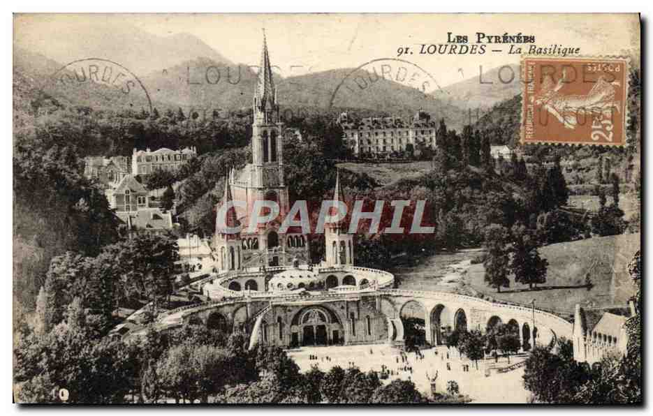 CPA Lourdes La Basilique
