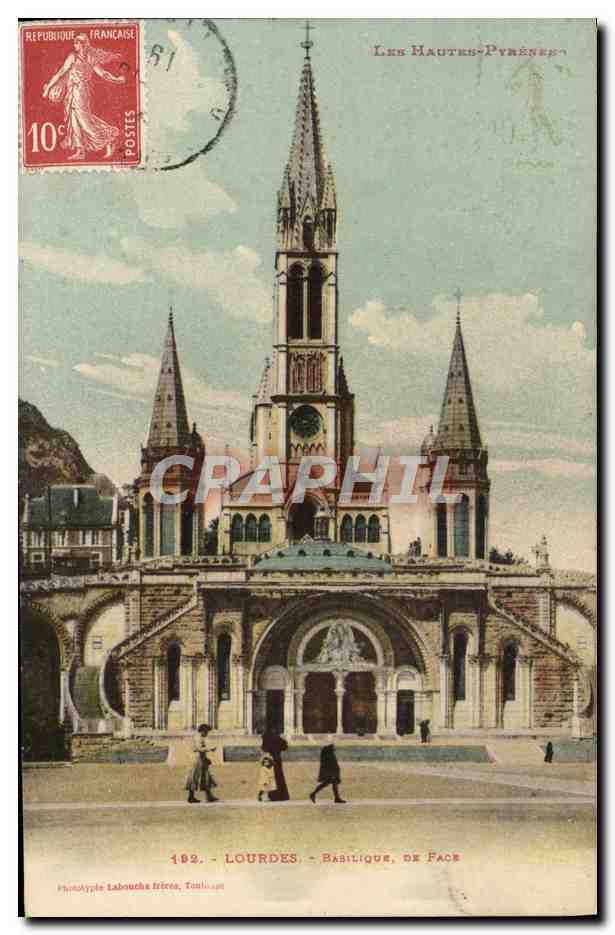 CPA Lourdes Basilique de face 