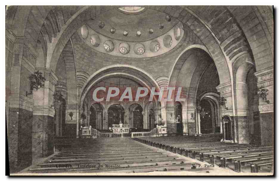 CPA Lourdes Interieur du Rosaire