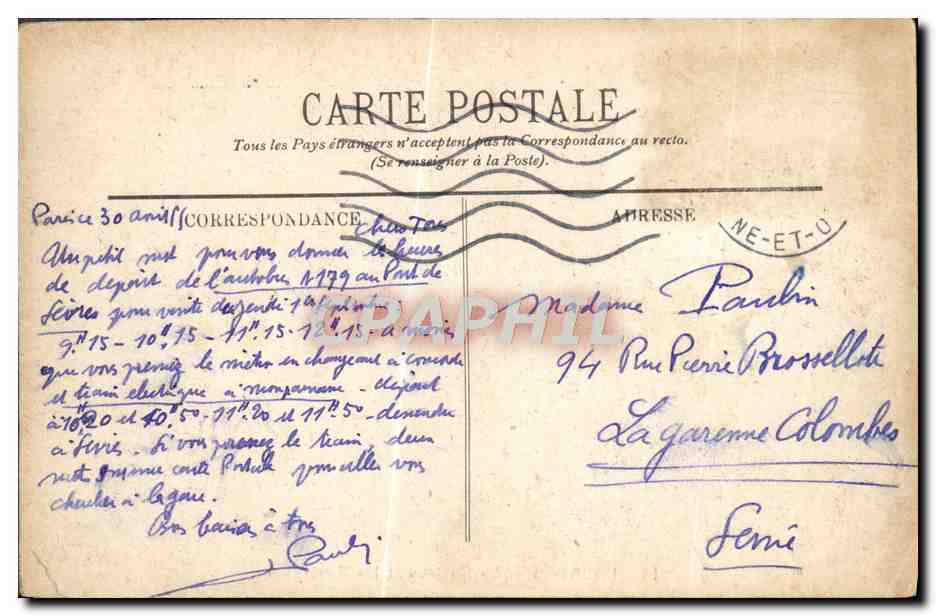 CPA Lourdes le chateau et les montagnes — Verso