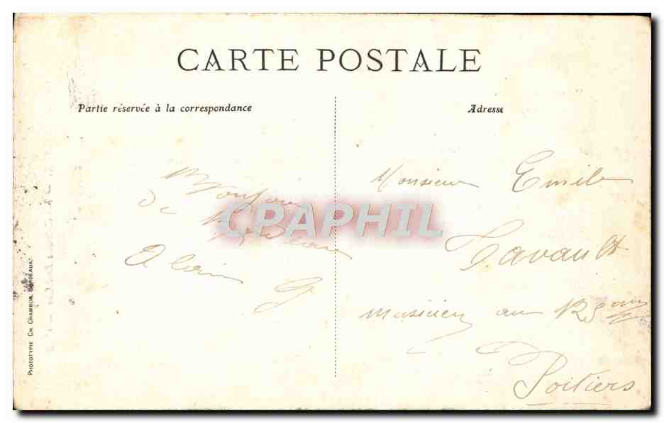 CPA Bordeaux Les Colonnes Rostrales — Verso
