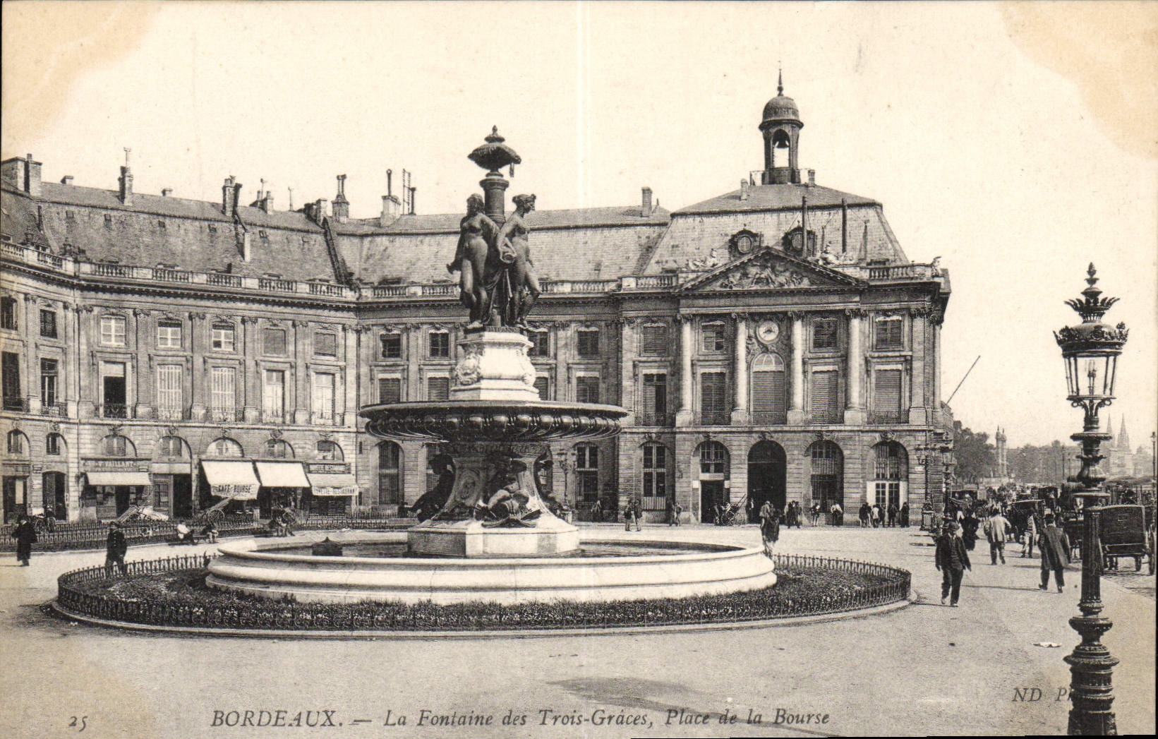 Bordeaux — La Fontaine des Trois-Grâces, Place de la Bourse — ND P