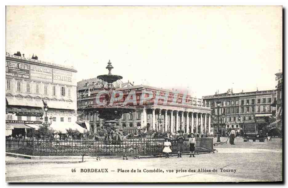 CPA Bordeaux Place de la Comedie Vue Prise des allees de Tourny