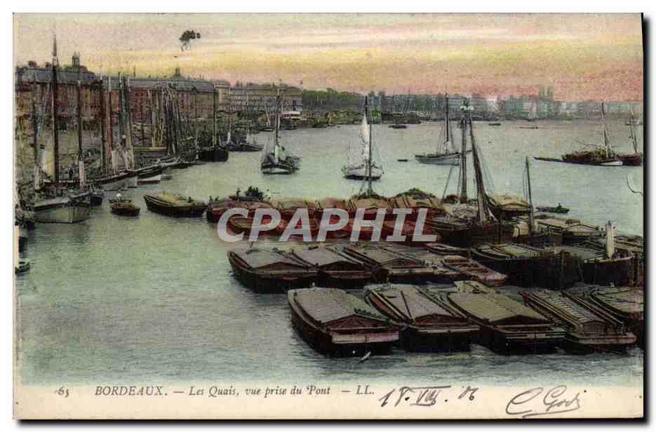 CPA Bordeaux Les Quais Vue Prise du Pont Bateaux Peniche 