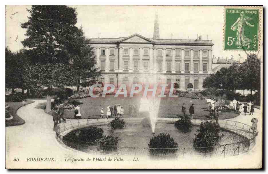 Bordeaux — Le Jardin de l'Hôtel de Ville — LL