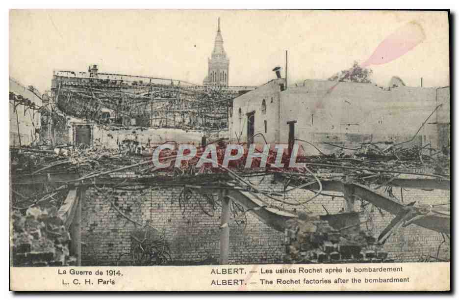 CPA Albert Les usines Rochet apres le bombardement Militaria